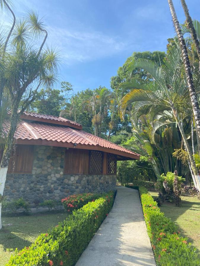 Bungalows Malu 까위따 외부 사진